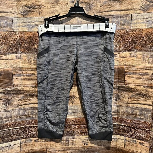 LULULEMON Crop pants leggings size 8 black gray Run For Fun athletic wear - Picture 4 of 16